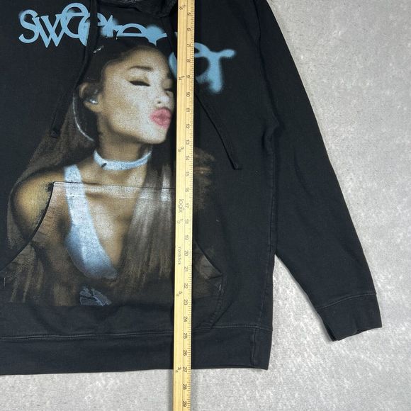 Ariana Grande Sweetener World Tour 2019 Hoodie Ladies Size Medium God Is A Woman - Picture 5 of 10